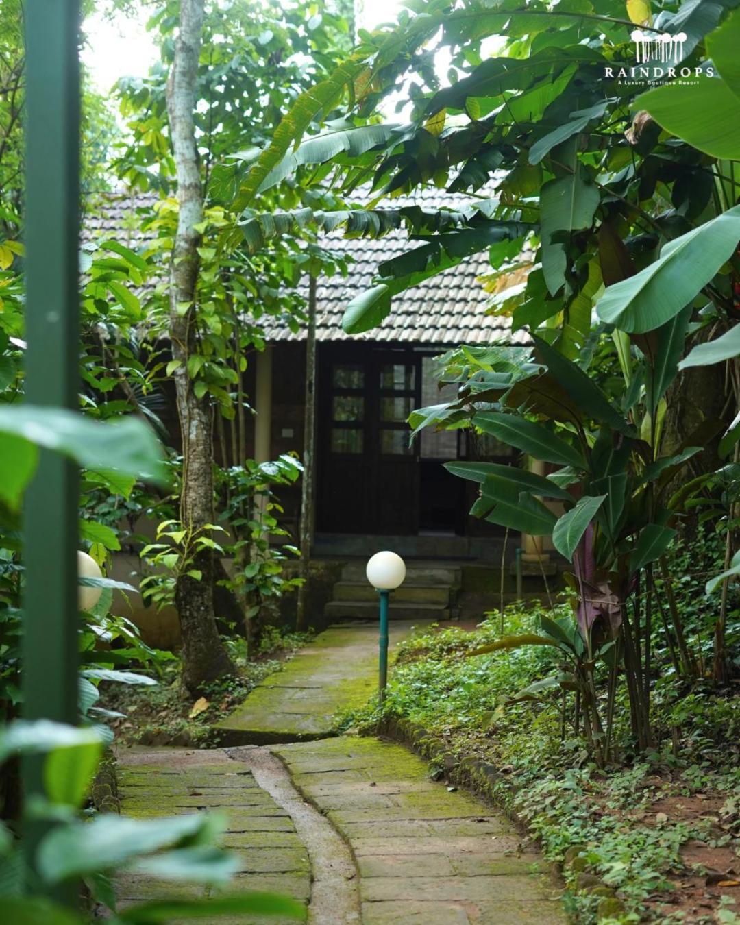 Raindrops Resorts Wayanad Салтэн-Батери Экстерьер фото